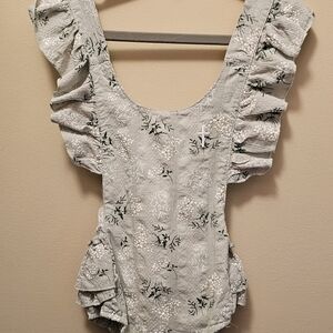 Floral Ruffle Sleeve Top